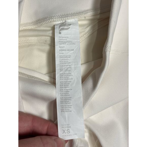 Fabletics PureLuxe XS High-Waisted 7/8 Leggings
Cream Pocket Soft - Picture 5 of 5